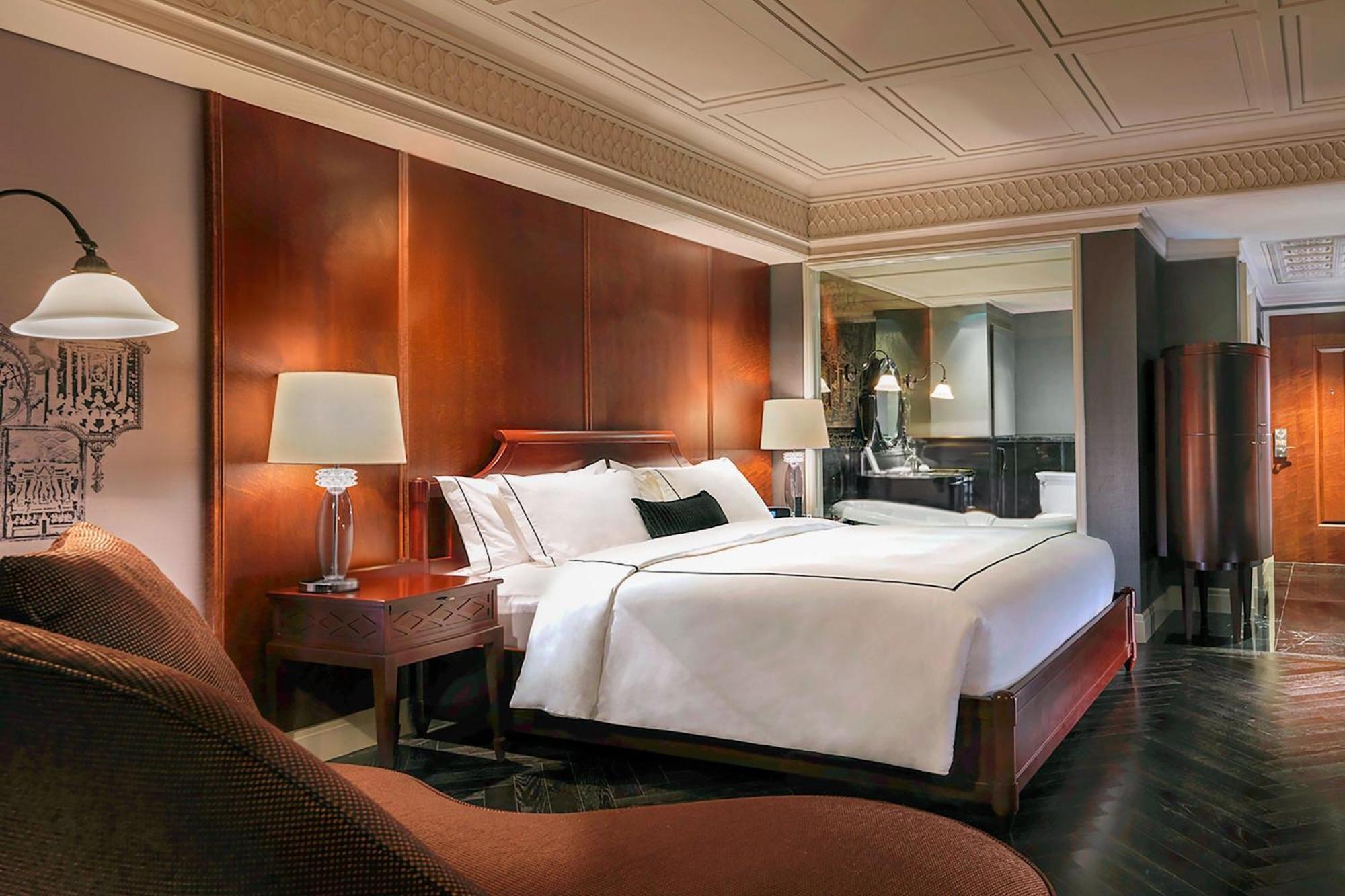 โรงแรมมิวส์ กรุงเทพ หลังสวน เอ็มแกลเลอรี่ - Sha Extra 5*