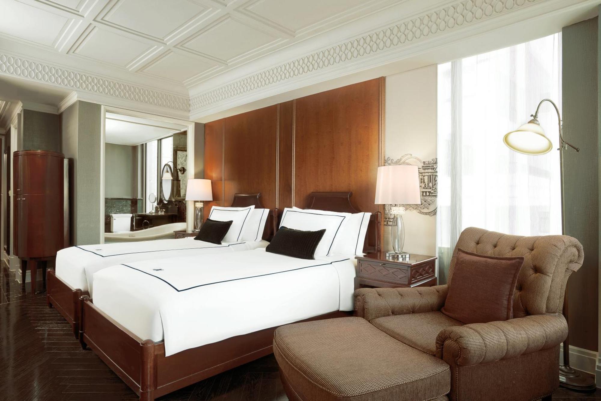 โรงแรมมิวส์ กรุงเทพ หลังสวน เอ็มแกลเลอรี่ - Sha Extra 5*