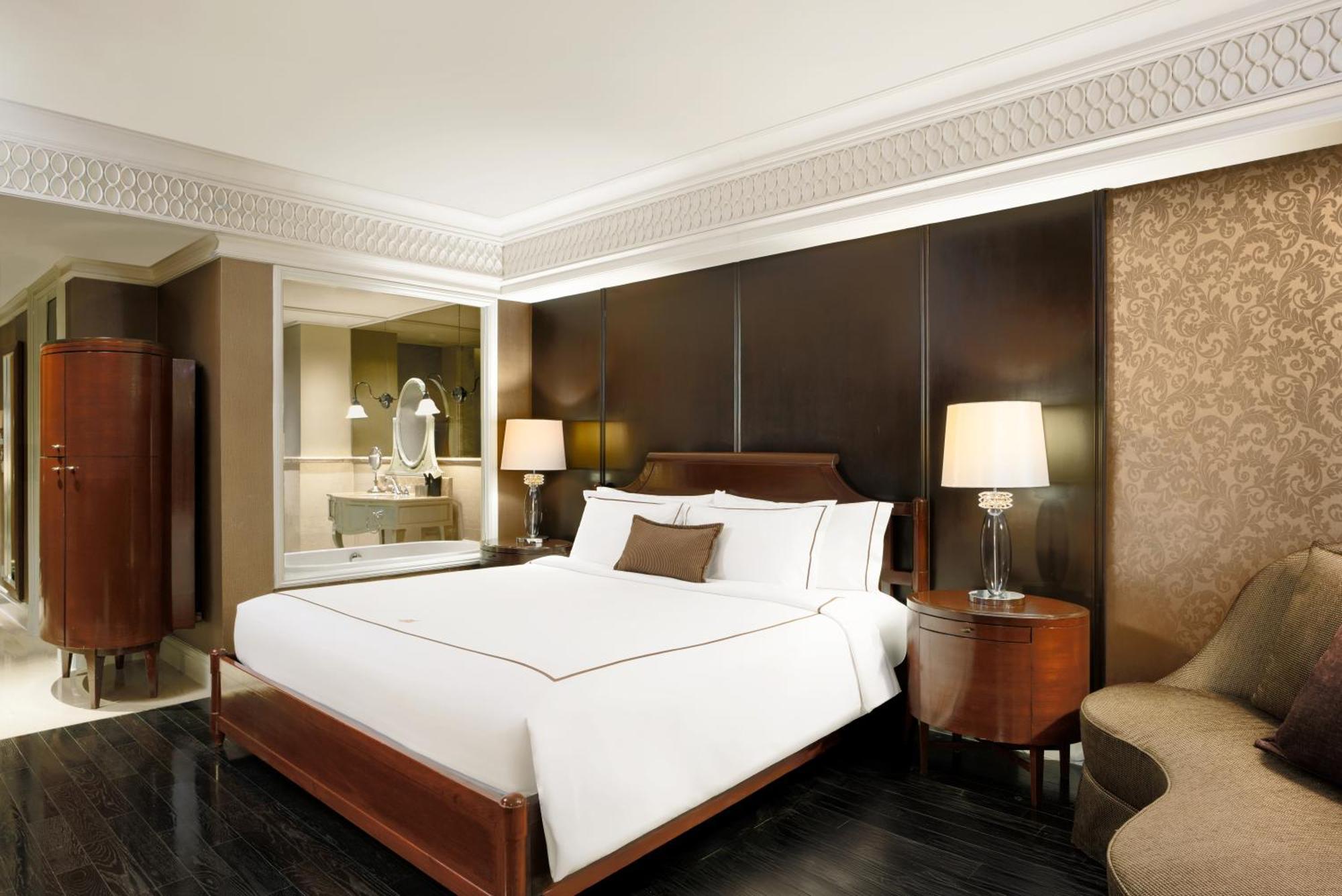 โรงแรม โรงแรมมิวส์ กรุงเทพ หลังสวน เอ็มแกลเลอรี่ - Sha Extra