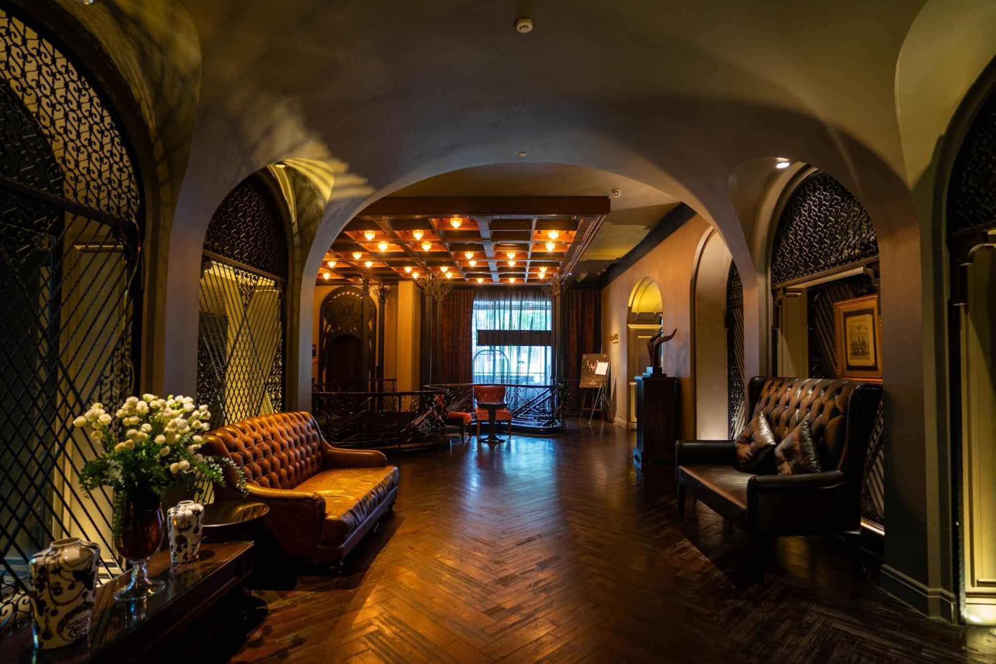 होटल Muse Bangkok, Autograph Collection 5*
